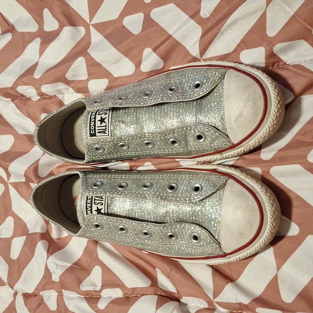 Sparkle converse